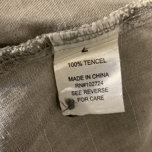 Hester & Orchard button front v neck slouchy tunic Shirt, Gray wash , Size L - Picture 8 of 10